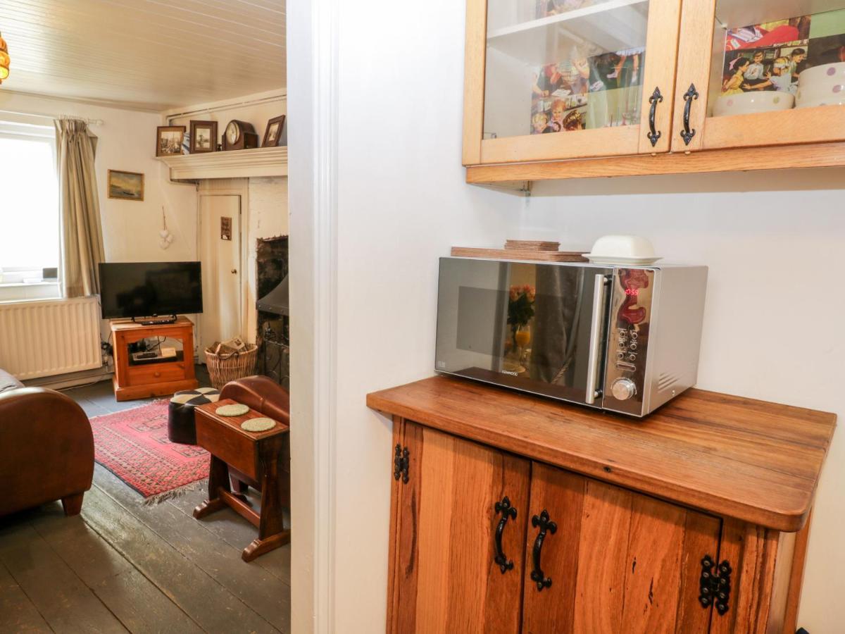 Inglenook * Whitby