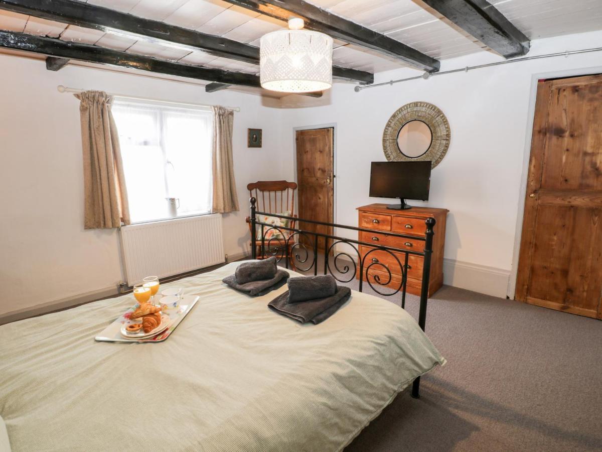 Holiday home Inglenook *